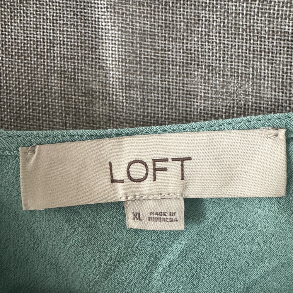 Loft Lightweight Mint Green Sleeveless Top - Picture 3 of 4